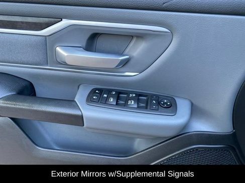 Used 2021 RAM 1500 Big Horn RWD image 20