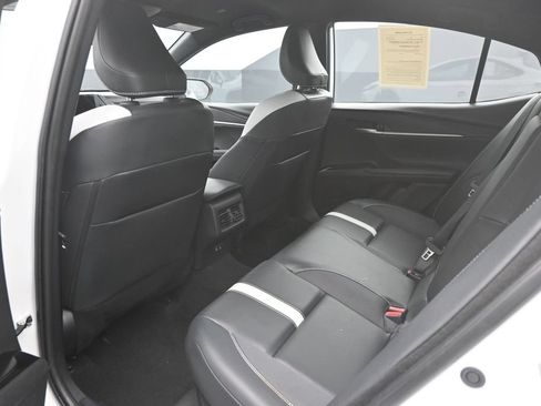 Used 2025 Toyota Camry SE FWD image 25