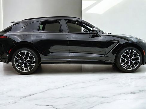 Used 2023 Aston Martin DBX 707 image 15
