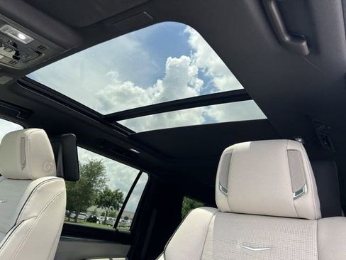 New 2026 Cadillac Escalade ESV Sport w/ Touring Package AWD/4WD image 24