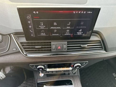 Certified 2025 Audi Q5 2.0T Premium Plus w/ Premium Plus Package image 17