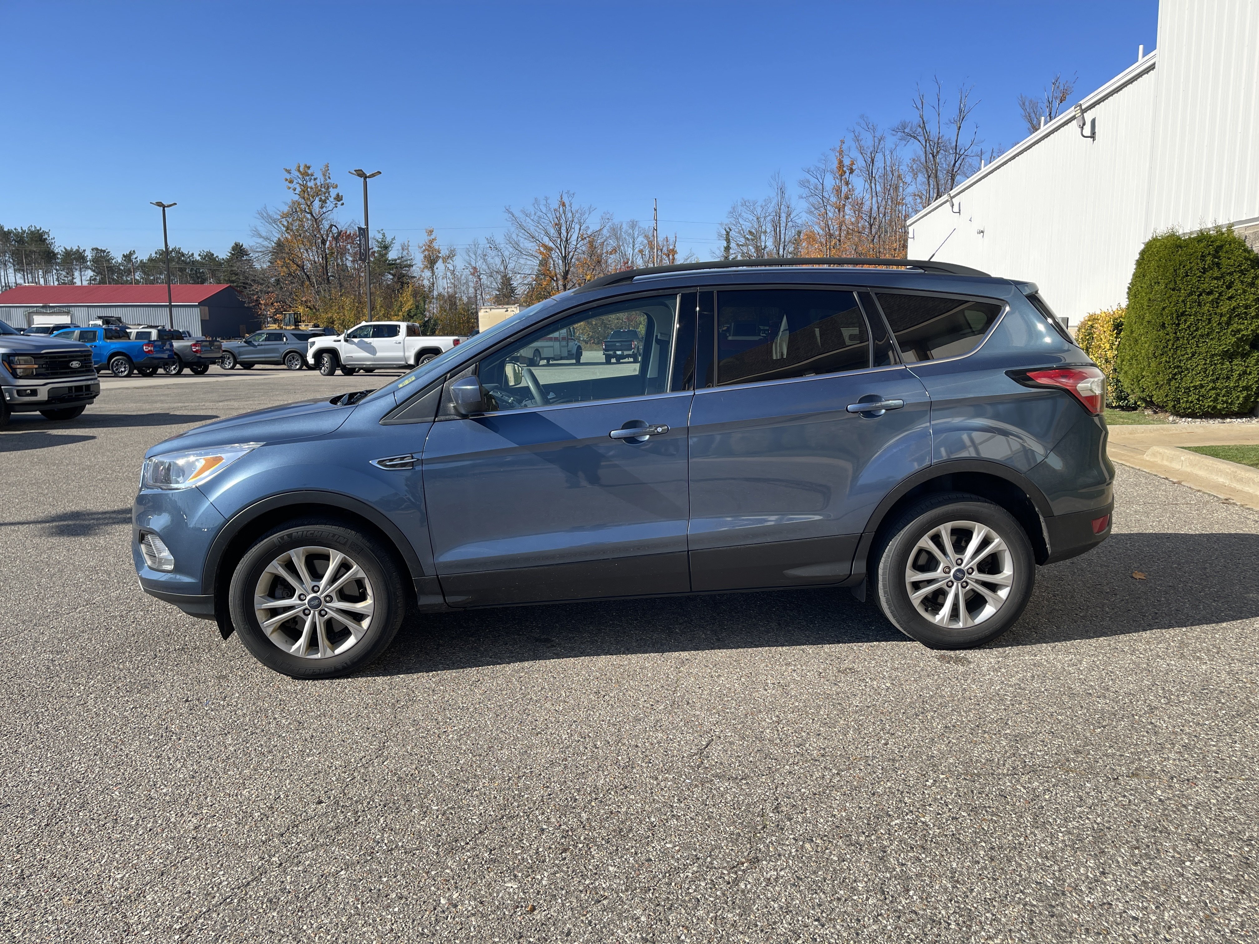 Used 2018 Ford Escape SE AWD/4WD image 7