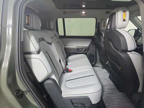 Used 2023 Rivian R1S Launch Edition AWD/4WD image 23