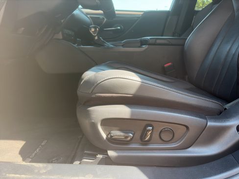 Used 2020 Lexus ES 350 F Sport w/ Accessory Package FWD image 21