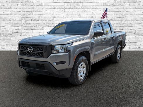 Used 2022 Nissan Frontier S w/ Technology Package image 2