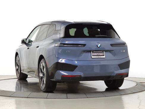 Certified 2024 BMW iX xDrive50 w/ Premium Package AWD/4WD image 7