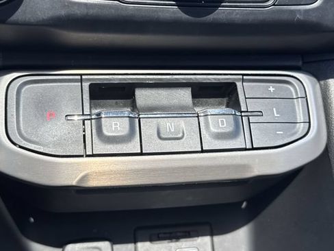Used 2022 GMC Acadia Denali w/ Denali Technology Package AWD/4WD image 17