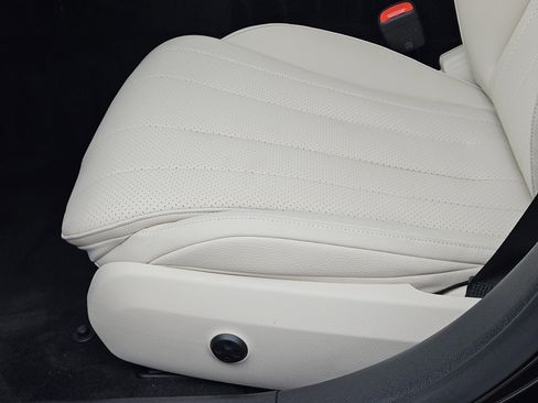 Certified 2025 Mercedes-Benz E 350 Sedan image 25