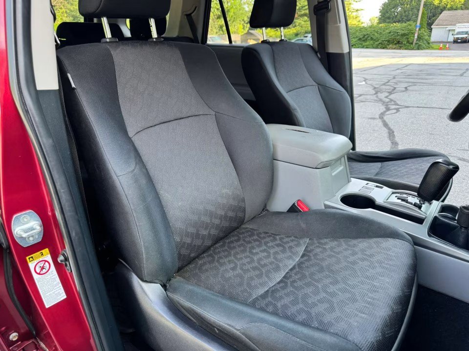 Used 2013 Toyota 4Runner Trail AWD/4WD image 20
