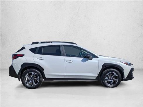 Used 2024 Subaru Crosstrek 2.0i Premium AWD/4WD image 4