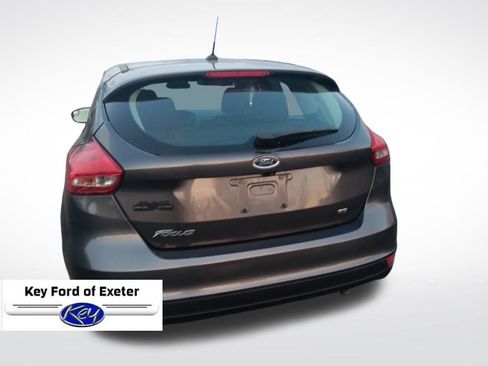 Used 2017 Ford Focus SE FWD image 8