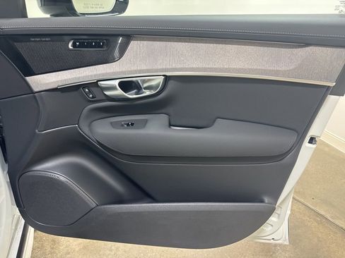 New 2026 Volvo XC90 B6 Ultra w/ Protection Package AWD/4WD image 27
