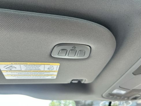 Used 2017 Ford F150 Lariat AWD/4WD image 22