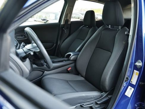 Used 2021 Honda HR-V EX image 19