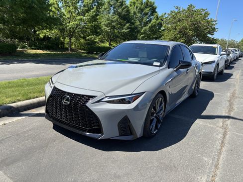 Used 2025 Lexus IS 350 F Sport w/ Navigation Package image 7