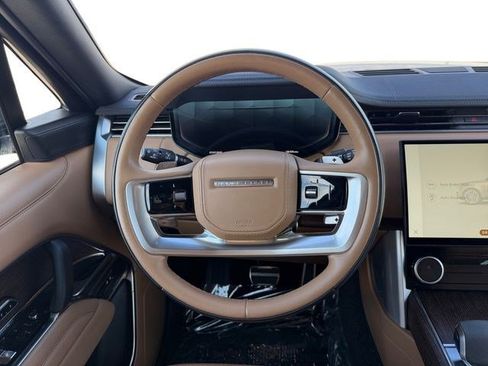 Certified 2023 Land Rover Range Rover SE AWD/4WD image 13