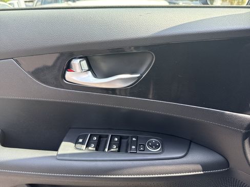 Used 2024 Kia Forte GT-Line w/ GT-Line Premium Package FWD image 13