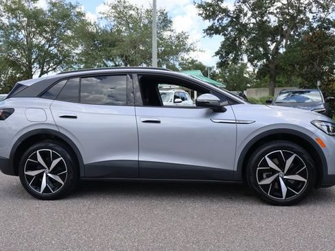 Used 2023 Volkswagen ID.4 Pro S AWD/4WD image 9
