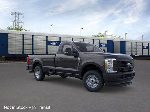 New 2026 Ford F250 XL w/ FX4 Off-Road Package image 7