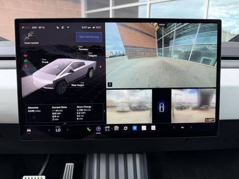 Used 2024 Tesla Cybertruck AWD Crew Cab image 27