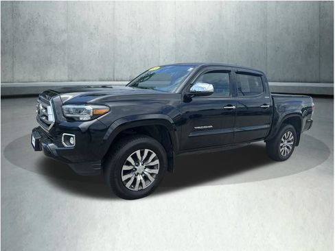 Used 2020 Toyota Tacoma Limited AWD/4WD image 1