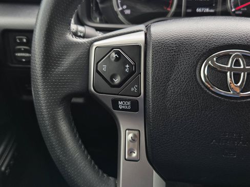 Used 2022 Toyota 4Runner Limited RWD image 14