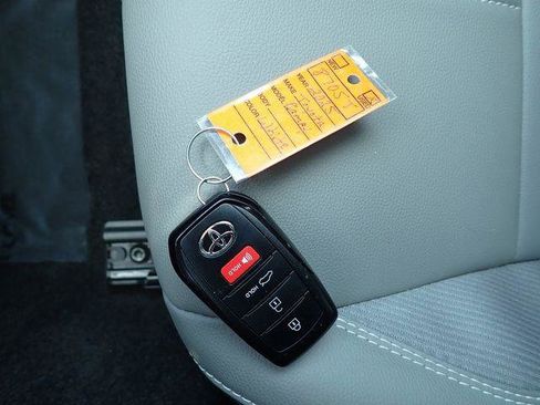 Certified 2025 Toyota Camry SE w/ Convenience Package FWD image 30