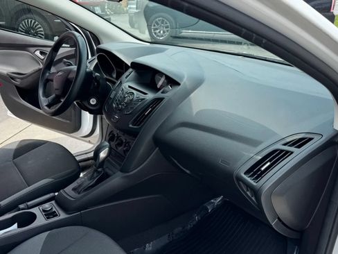 Used 2014 Ford Focus S FWD image 26