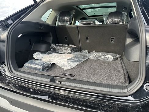 New 2026 Volkswagen Tiguan SE image 15