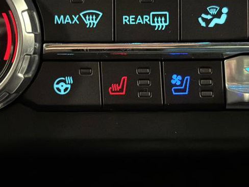 Used 2023 Ford F250 Lariat w/ Sport Appearance Package AWD/4WD image 45