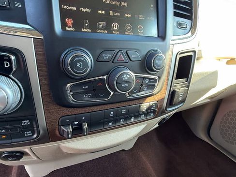 Used 2016 RAM 1500 Laramie w/ Convenience Group image 14