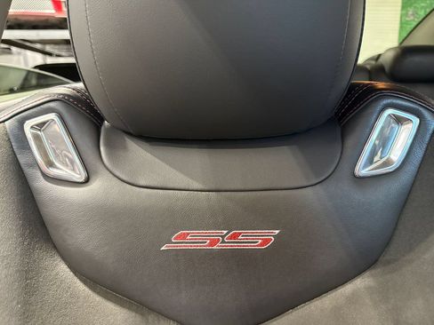 Used 2015 Chevrolet SS RWD image 83