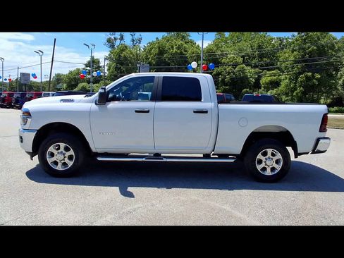 Used 2025 RAM 2500 Big Horn AWD/4WD image 5