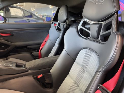 Used 2025 Porsche 718 Cayman GT4 RS image 16