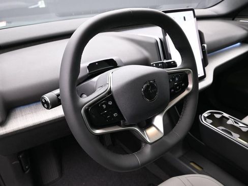 New 2026 Volvo EX30 Cross Country Ultra w/ Protection Package Premier image 14