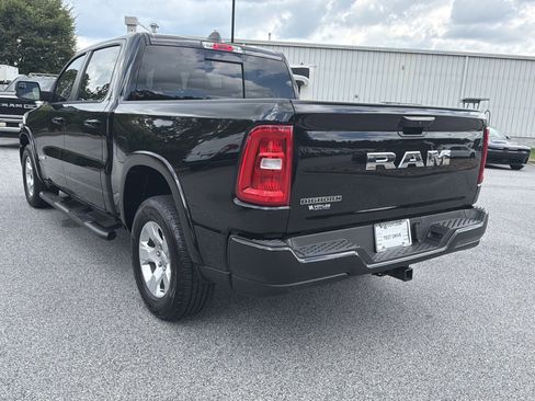 Used 2025 RAM 1500 Big Horn RWD image 6