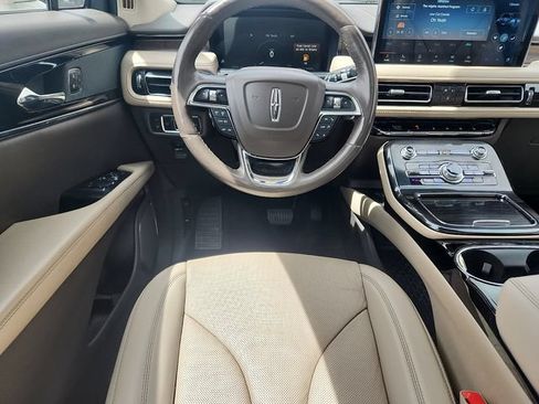 Used 2022 Lincoln Nautilus Reserve AWD/4WD image 9