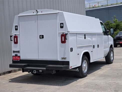 New 2026 Ford E-350 and Econoline 350 Super Duty w/ Power Equipment Group image 6