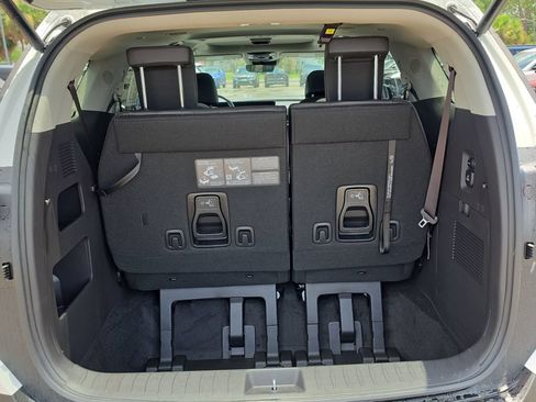 New 2026 Kia Carnival SX FWD image 10