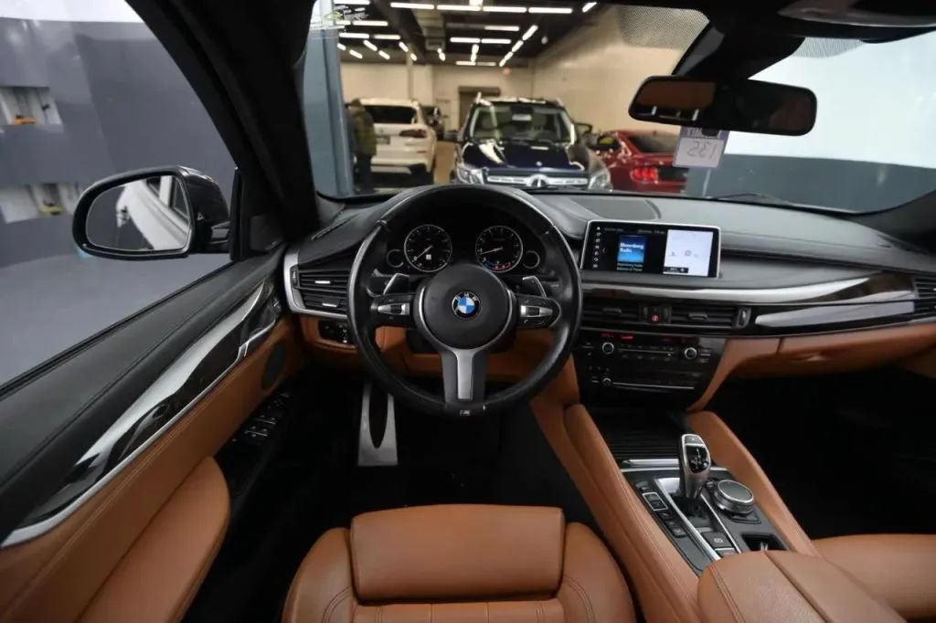 Used 2019 BMW X6 xDrive35i w/ M Sport Package AWD/4WD image 28