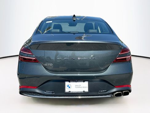 Used 2022 Genesis G70 2.0T w/ Prestige Package RWD image 6