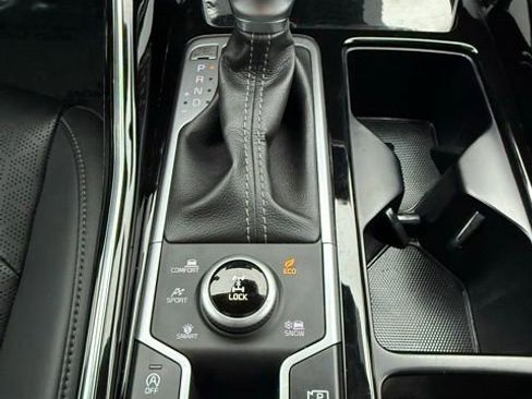 Used 2023 Kia Sorento SX image 30