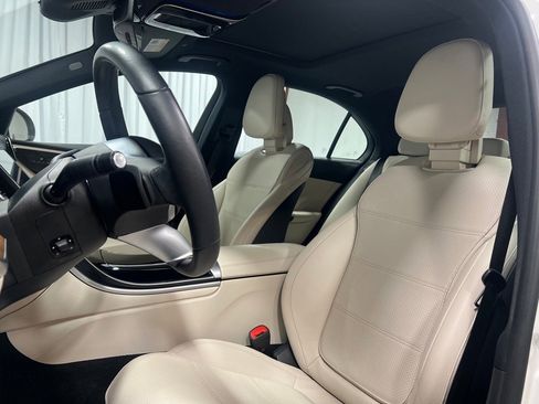 Used 2023 Mercedes-Benz C 300 4MATIC Sedan image 22
