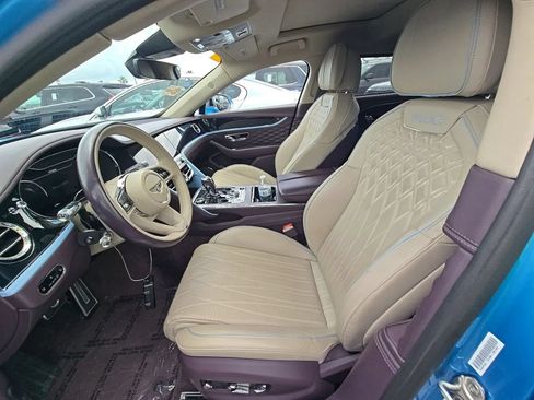 Used 2022 Bentley Flying Spur V8 AWD/4WD image 2
