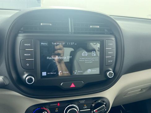 Used 2022 Kia Soul LX FWD image 25