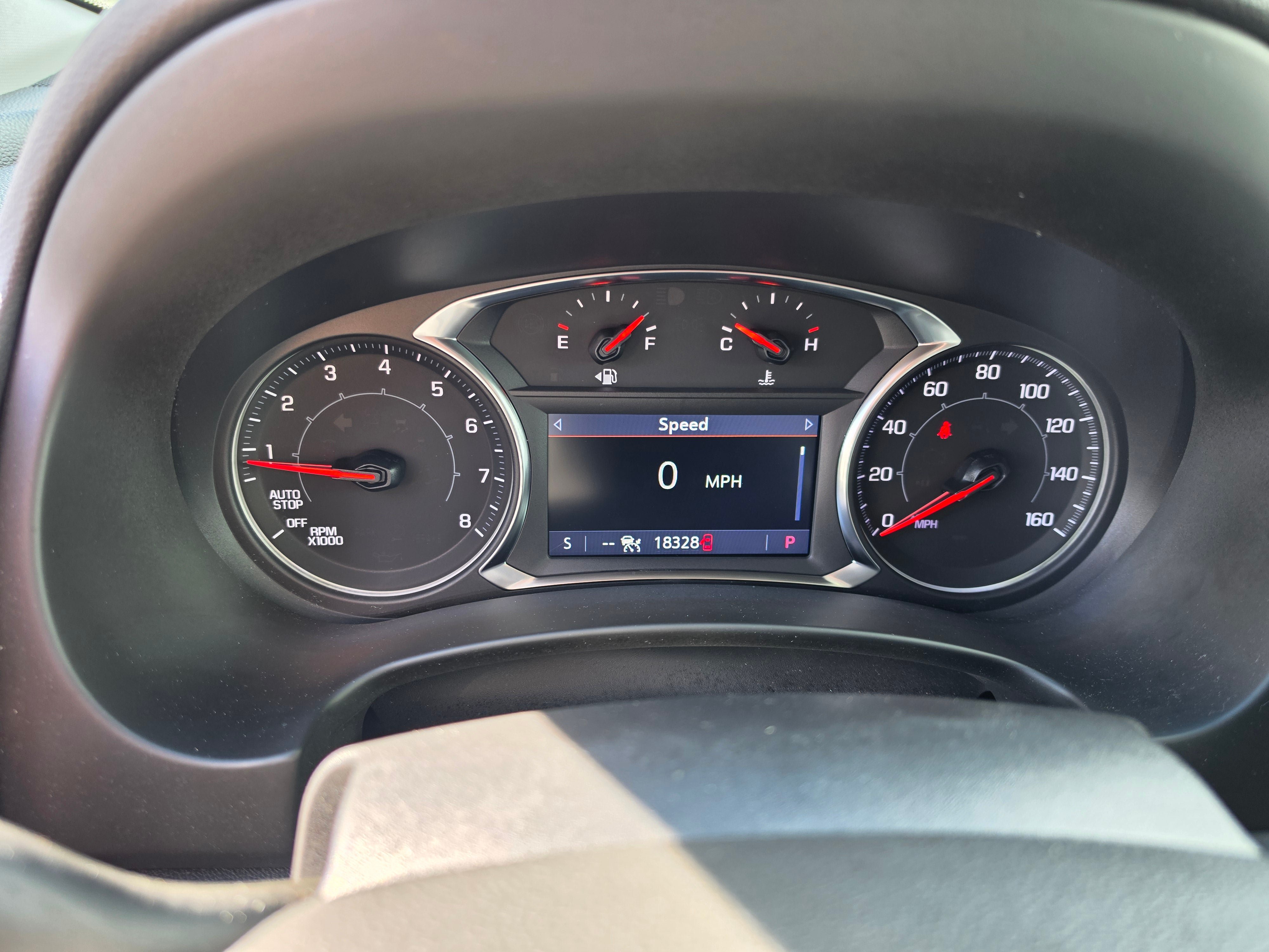 Used 2022 GMC Terrain SLT w/ Tech Package FWD image 8