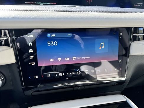 New 2025 Lincoln Navigator L Reserve image 16