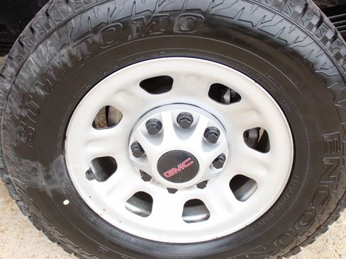 Used 2023 GMC Sierra 2500 Pro w/ Convenience Package AWD/4WD image 34