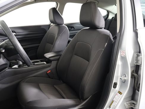 Used 2024 Nissan Altima 2.5 SV image 22