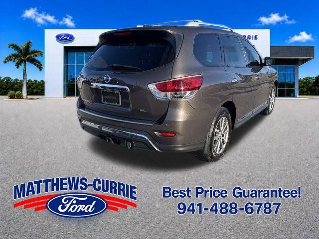 Used 2015 Nissan Pathfinder SL w/ Trailer Tow Package FWD image 4